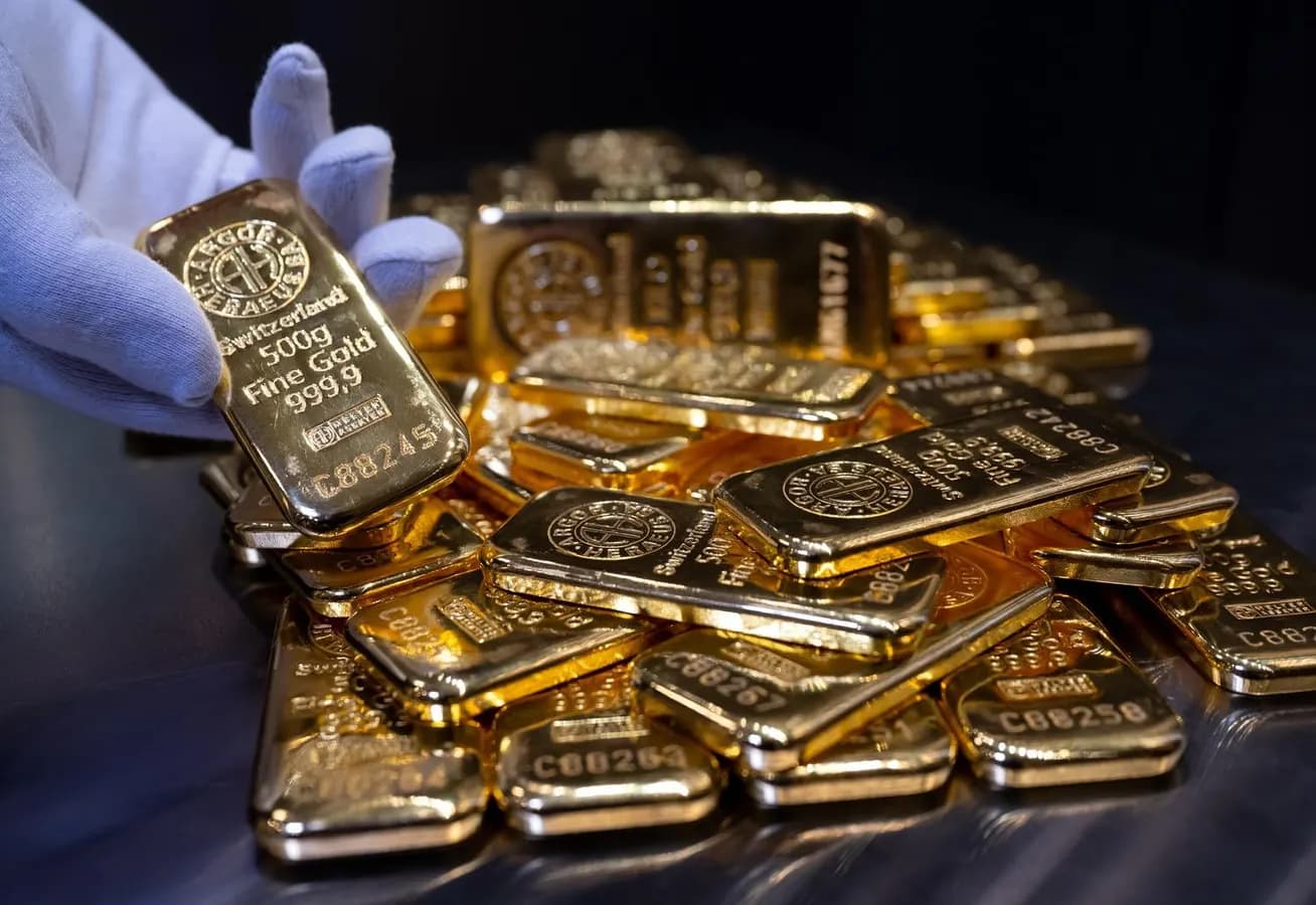 Gold Has Worst Day Since 2013. Is It Time To Buy Or Sell?
