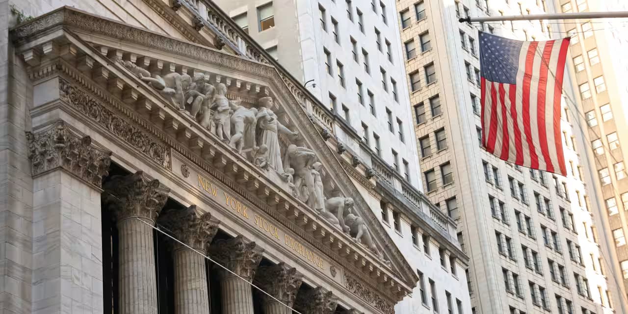 Stock Markets Keep Hitting New Highs. No Government, No Problem.